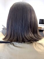 クアトログランシュ 水戸店(QUATRO×GranCieux)&nbsp;グレージュ×外ハネ