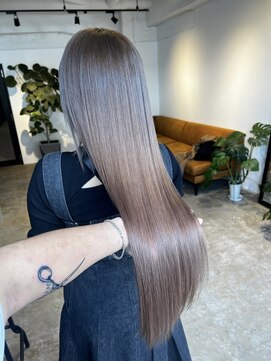 メリー オオサカ(Merly Osaka) ハイトーンだけど明るすぎず絶妙！_silky greige_