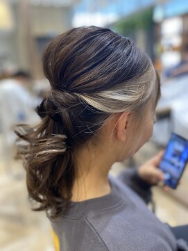 グランデュール サンストリート浜北店(GRANDEUR) カラー