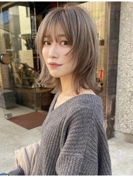 フリーラ 横浜(freera) 黒髪/グレーベージュ/レイヤーロング/前髪パーマ[横浜駅]