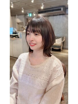 髪質改善と縮毛矯正の専門店 サンティエ(scintiller) 大人綺麗な小顔襟足スッキリショートボブ　30代40代50代