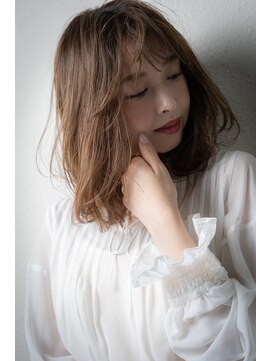 カバーヘア ブリス 上尾西口店(COVER HAIR bliss) 透明感カラーワンカール小顔エアリーミディアムv上尾30代40代