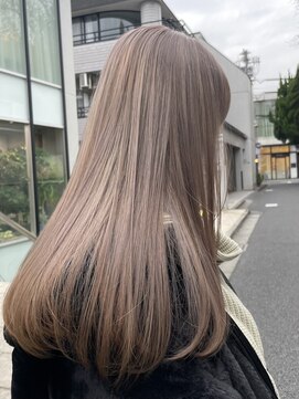ジーナ 渋谷神南(Zina) 【Kaede】ケアブリーチで作るベージュカラー／トリートメント