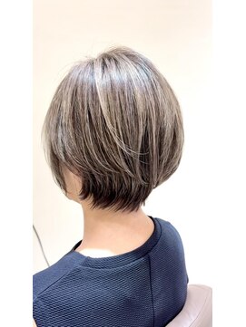 タヤ ひばりが丘店(TAYA) ショートボブ/ハイライト