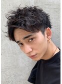 スパイキーショートビジネスショートツーブロックフェード短髪