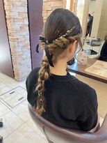 アルターリアン(aL ter LieN) ヘアアレンジ/メルティカラー/フェミニンロング/似合わせカット