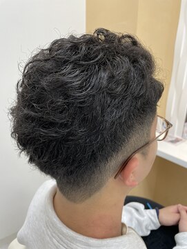 ヘアポジション 自衛隊通(HAIR Position) メンズパーマ