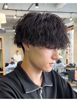 ロロネー 池田(Lolonois) 波巻きスパイラルパーママッシュショート無造作パーマ刈り上げ