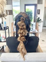 ミミフルール(mimi fleur)&nbsp;ポニーテールヘアアレンジ