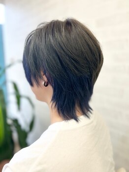 女性スタイリストならではの細やかな気配りで洗練された大人のショートを提案♪初めてのショートもお任せ◎