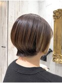 《MIRU》ショートボブ/インナーブリーチカラー