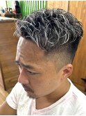 ホワイトメッシュ/ハイライト/ニュアンスパーマ/毛流れパーマ