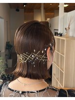 アパートメントヘアー&nbsp;ヘアセット/ヘアアレンジ/結婚式/カチモリ/タイト/ハーフアップ