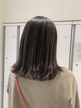 フェイス 伊勢原(FACE。) 【伊勢原】３０代以降の白髪ぼかし、髪質改善