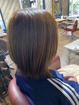ルネッサンスヘアー ラファエロ(RAFFAELLO) レイヤーボブ パールベージュ 透明感 艶カラー