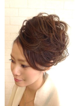 ヘアメイクサロンシャルメ(Hair Make Salon CHARMER) CHARMERカールモヒカン