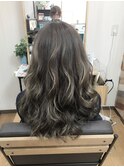 外国人風ハイライトグレーパール