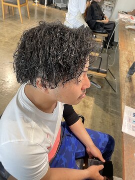 ニュート(Neut ) ツイストスパイラル/メンズパーマ/刈り上げ/ツーブロック