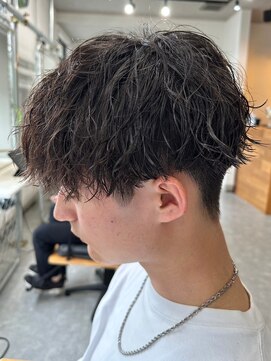 フゥ 宇都宮(FeU) 波巻きスパイラルパーマツイストパーマメンズマッシュパーマ