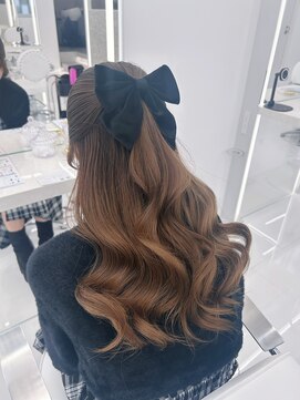 コア プラス 立川(COA PLUS) 韓国風レイヤーカット髪質改善ダブルカラーハッシュカット轟れな