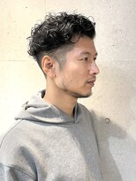 グラビートーキョー(GRABY tokyo)&nbsp;大人のスパイラルパーマ×ツーブロック