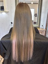 アイヘアー(AI HAIR)&nbsp;エクステでロング＋ピンクのインナーカラー