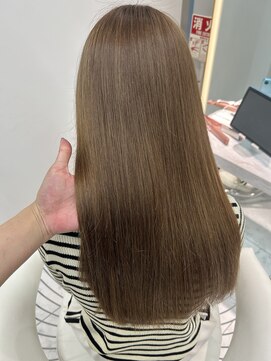 ロンドルピナス 小倉(Lond Lupinus) 縮毛矯正/ワンホンレイヤー/ミルクティーブランド/ダークブルー
