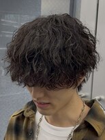オーバル ジングウマエ(OVARL jingumae) 縦落ちパーマツイストスパイラルシャドウパーマ