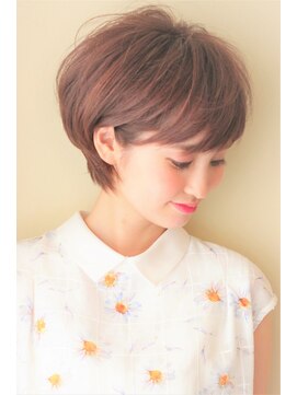 レウナ 外苑前(Reuna) 【30代・40代・50代】大人の女性の耳かけひし形ショート