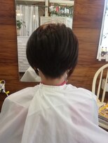 スマイリー(SMiLLY)&nbsp;大人スッキリ☆前下がりショート♪