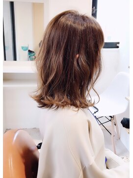 ミッシェル アフロート(michelle afloat) 髪質改善外ハネひし形ソフトウルフ簡単まとまるツヤカーブカット