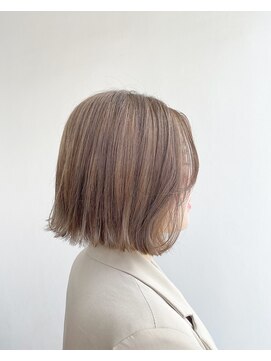 ヘアメイク オブジェ(hair make objet) 韓国スタイル　ハイトーンベージュ