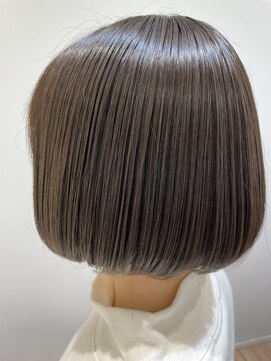 コノアラボ 守谷店(Conoah labo) 小顔　カーキグレージュ　Ａラインボブ