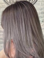 グロウ 上野御徒町(grow)&nbsp;エアリーミディ/ホワイトアッシュ/小顔/ボブルフ[上野/御徒町］