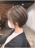 大人かわいいくびれミディーラベンダーインナーカラー