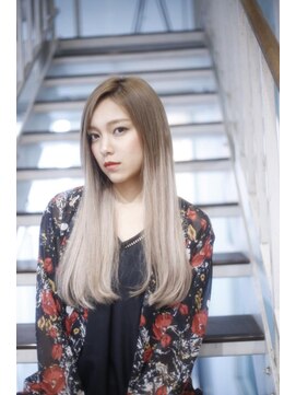 エデン ミュージアム(EDeN MUSEUM) #プルエクステ#グラデーションカラー