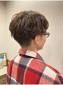 20代30代ゆるふわパーマツーブロおしゃれ束感