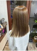 大人可愛いツヤ髪髪質改善ナチュラルベージュストレート