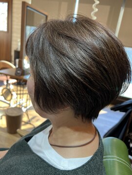 レック(REK) ショートボブ