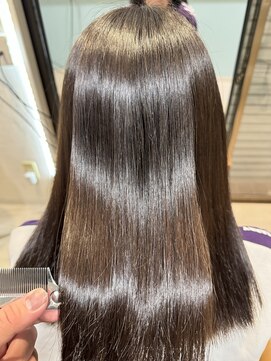 タスメット(+Met.) 髪質改善縮毛矯正×カラー