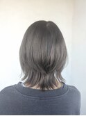 アッシュグレージュ