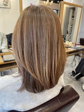 レイリー(LAiLy) ハイトーンベージュ