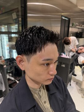 フランクスバーバーザスタンド(Frank’s barber the stand) メンズヘアスタイルS