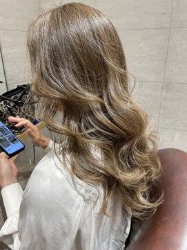 エアー 久留米(AIR) 【久留米】 ハイライト/前髪カット/レイヤーカット