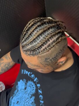 クラシコ(CLASSICO) ブレイズ×フェード｜ストリートを制する無敵スタイル