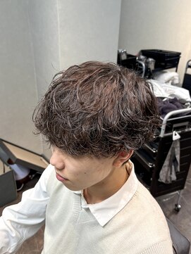 シャドウパーマ