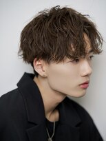 ルーシー 川越(LUCEY)&nbsp;ツイストスパイラルパーマ波巻きパーマシャドウパーマメンズ