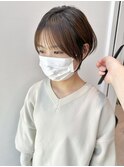 大人丸みショートボブ　耳かけくびれショート