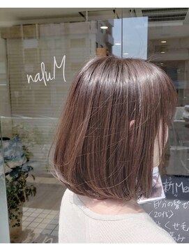 ナルム(naluM) 透明感たっぷりのシースルーボブ