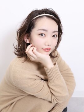 ロア(lore) 【lore 銀座】無造作カール×カチューシャアレンジ